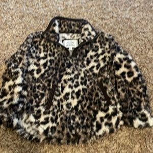 Leopard Sherpa size 7/8 grey condition by cuddly Sherpa